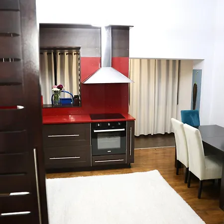 Superior Apartment With Jacuzzi - Skanderbeg Square District