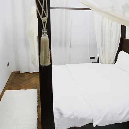 Superior Apartment With Jacuzzi - Skanderbeg Square District Lägenhet *