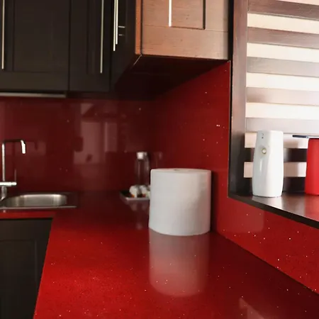 Superior Apartment With Jacuzzi - Skanderbeg Square District *