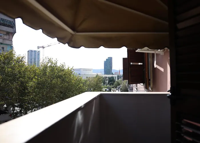 Superior With Jacuzzi - Skanderbeg Square District Apartament Tirana