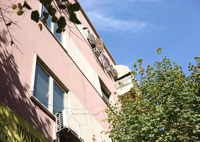 Superior With Jacuzzi - Skanderbeg Square District Apartament Tirana