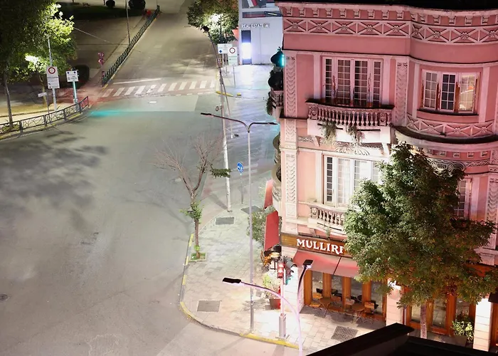 Apartament Superior With Jacuzzi - Skanderbeg Square District