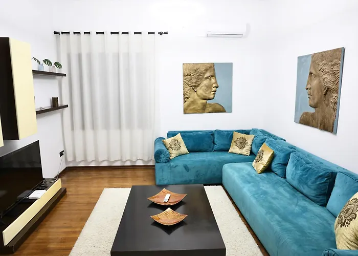 Superior With Jacuzzi - Skanderbeg Square District Apartament *