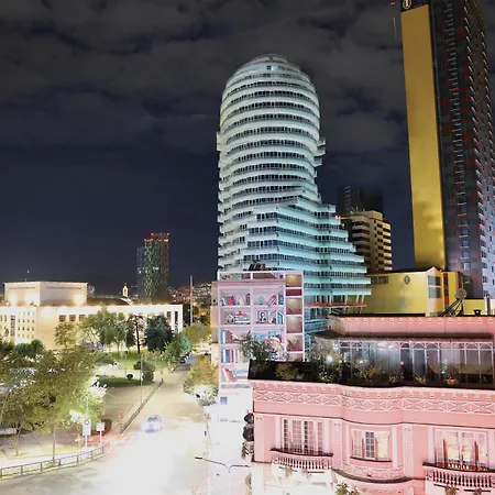 Ilirian Jacuzzi - Skanderbeg Square District 아파트