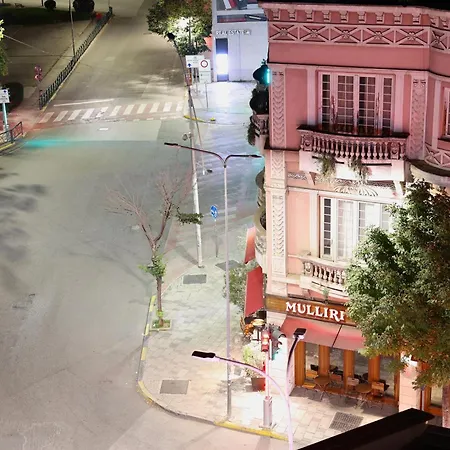 아파트 Ilirian Jacuzzi - Skanderbeg Square District