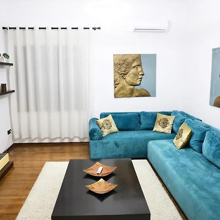 Luxe Living Mediterranean Grand Suite - Skanderbeg Square District Apartmán *