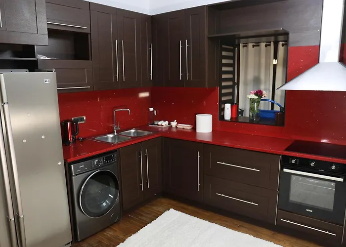 Superior With Jacuzzi - Skanderbeg Square District Апартаменты