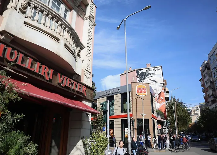 Superior With Jacuzzi - Skanderbeg Square District *